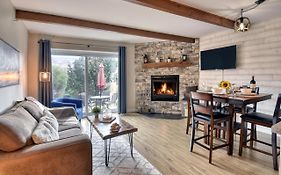 Elegant Apartment - View Tremblant Versant South